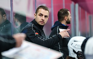 Главный тренер ХК «Зубры» Богдан Рыбачук